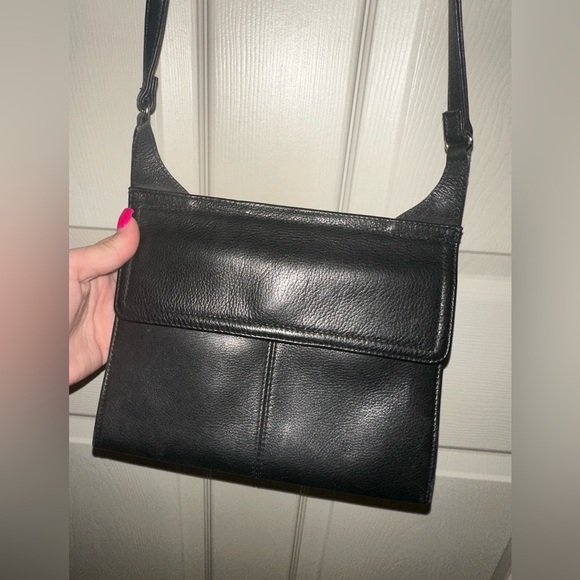 Fossil Vintage Sleek Double sided flap Black Leather Crossbody Bag - Picture 1 of 13
